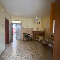 Casa arredata in un vicoletto di Serino
