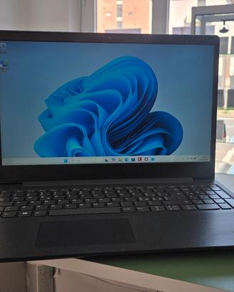 Lenovo 15.6 full HD gradi A (ritiro l'usato)