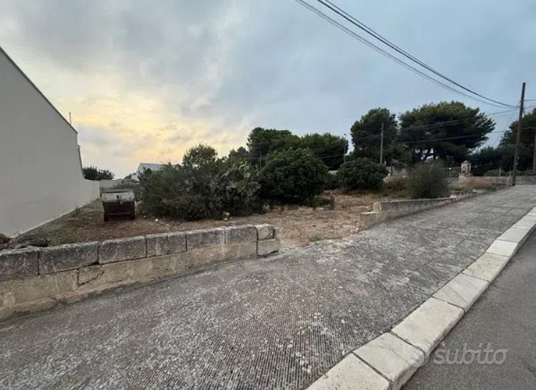 Terreno edificabile di 649mq a Maruggio (TA) - Vista 2