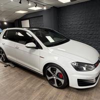 Volkswagen Golf GTI Performance 230CV - BOOK SERVI