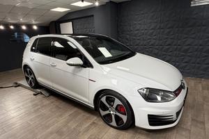Volkswagen Golf GTI Performance 230CV - BOOK SERVI