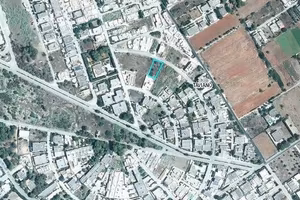 Terreno di 659 m² a Taviano