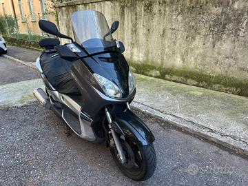 Yamaha X-Max 250 - 2006