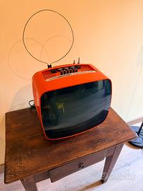 TV vintage arancione anni ‘70 INDESIT-design retrò