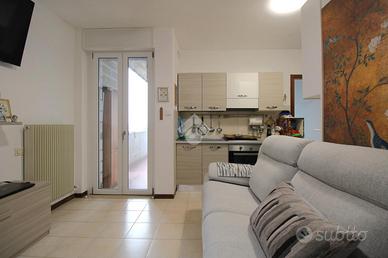 2 LOCALI A MONTECCHIO MAGGIORE