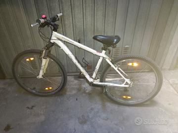 bici donna specialized 