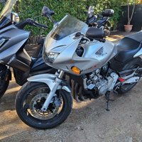 Honda hornet 600s