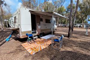 Camper Motorhome 