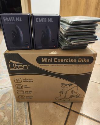 In blocco.  Mouse, tablet case e mini cyclette