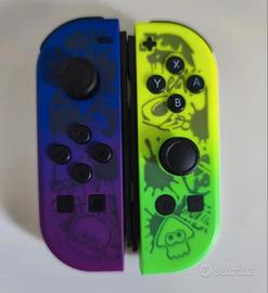 Joy con limited edition switch normale e OLED.