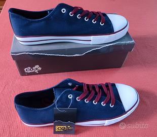 scarpe di tela nuove