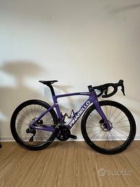 Pinarello F5 Disc – Shimano 105 Di2 12v – 51.5