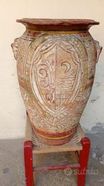 Vaso antico in terracotta