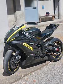 R6 09-17 Full Carbonio pista/originale targata