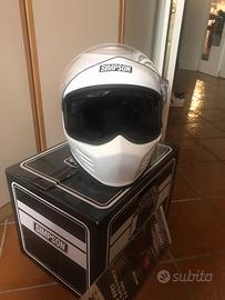 Casco simpson venom