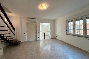 Ampio Trilocale con ingresso autonomo e parcheggio