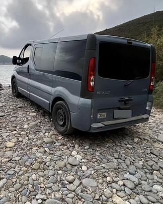 Renault trafic passenger 8 posti