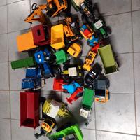 Trattori,camion e ruspe