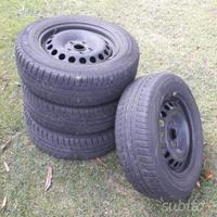 Gomme invernali e cerchi 195 65 R15