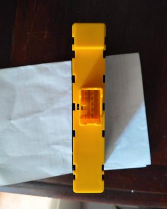 Pulsantiera elettrica per finestrini
