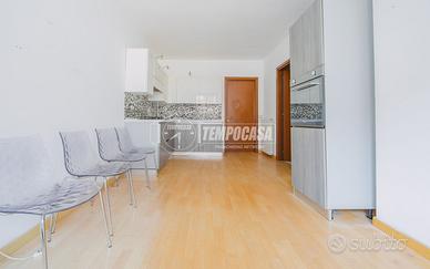 BILOCALE CON BASSE SPESE CONDOMINIALI E INGRESSO I