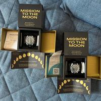 Swatch Moonshine Gold 1 edizione e Gold Flower