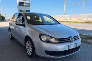 Volkswagen Golf 1.6 TDI DIESEL