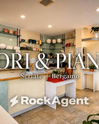 Attività / Licenza di 114 m² con 2 locali a Seriat