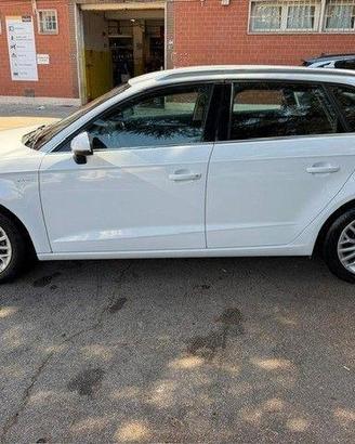 AUDI A3 SPORTBACK G-TRON