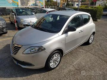 Lancia Ypsilon 1.2 69 CV 5 porte Gold