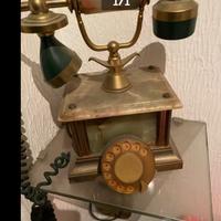 Telefono antico