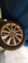 255/55 R18 estive