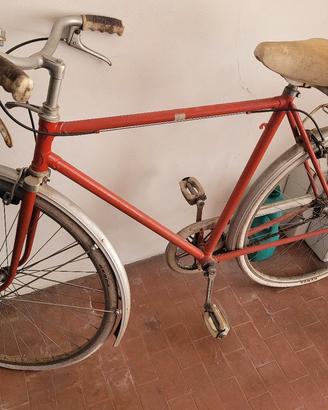 bicicletta vintage rossa