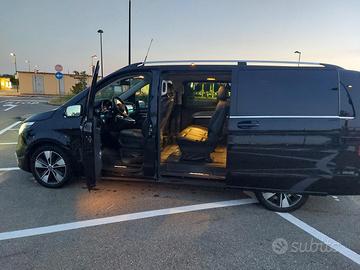 Mercedes Van V250