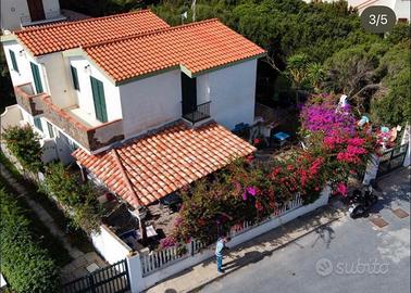 Villetta con giardino a 5 min dal mare -Calasetta