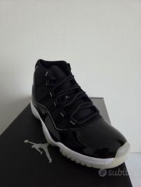 NIKE AIR JORDAN 11 JUBILEE 43