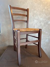 Sedie legno e paglia