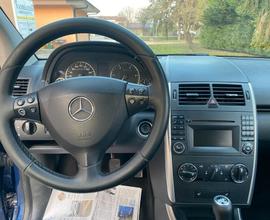 MERCEDES A 180 CDI RESTYLING AVANGARDE STREPITOSA