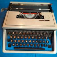 VINTAGE: MACCHINA DA SCRIVERE OLIVETTI MODELO DORA