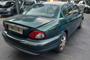 JAGUAR X-TYPE 2004 SOLO PER RICAMBI