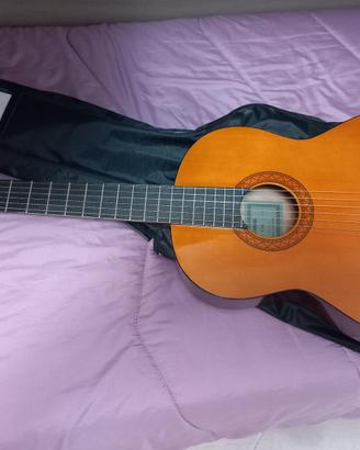 Chitarra yamaha