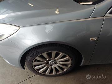 Parafango sinistro OPEL INSIGNIA del 2011