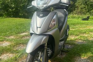 Scooter Kymco People Gti 125