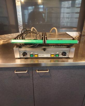 attrezzatura per ristorante 