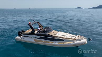 Solemar 33 SE con 2 x 300 HP Mercury