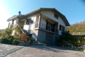 Villa unifamiliare con frutteto, Priero (CN)