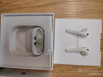 AirPods