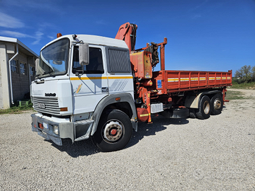 Iveco Turbotech 190-26 gru Fassi radiocomando