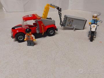 Lego City 60137  Inseguimento sul Carro Attrezzi