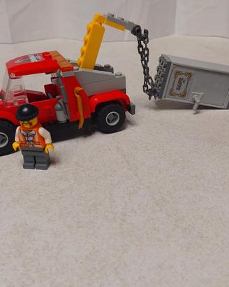 Lego City 60137  Inseguimento sul Carro Attrezzi